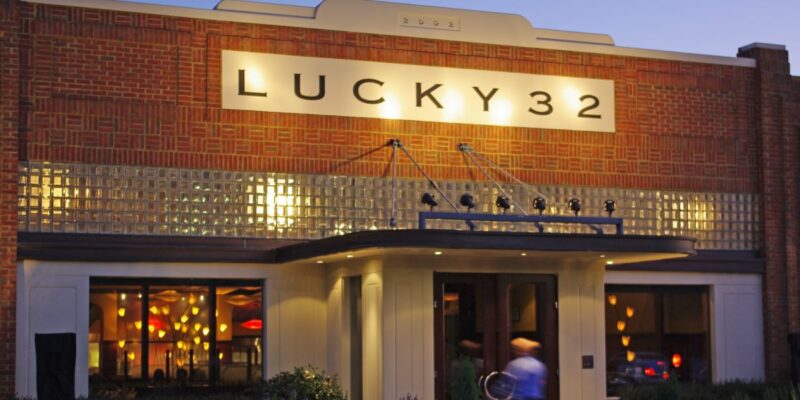 Great Lunch Spots in Cary - Lucky 32