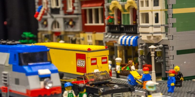 BrickUniverse
