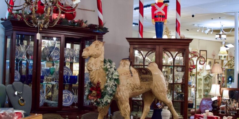 Hunt and Gather Holiday Open House